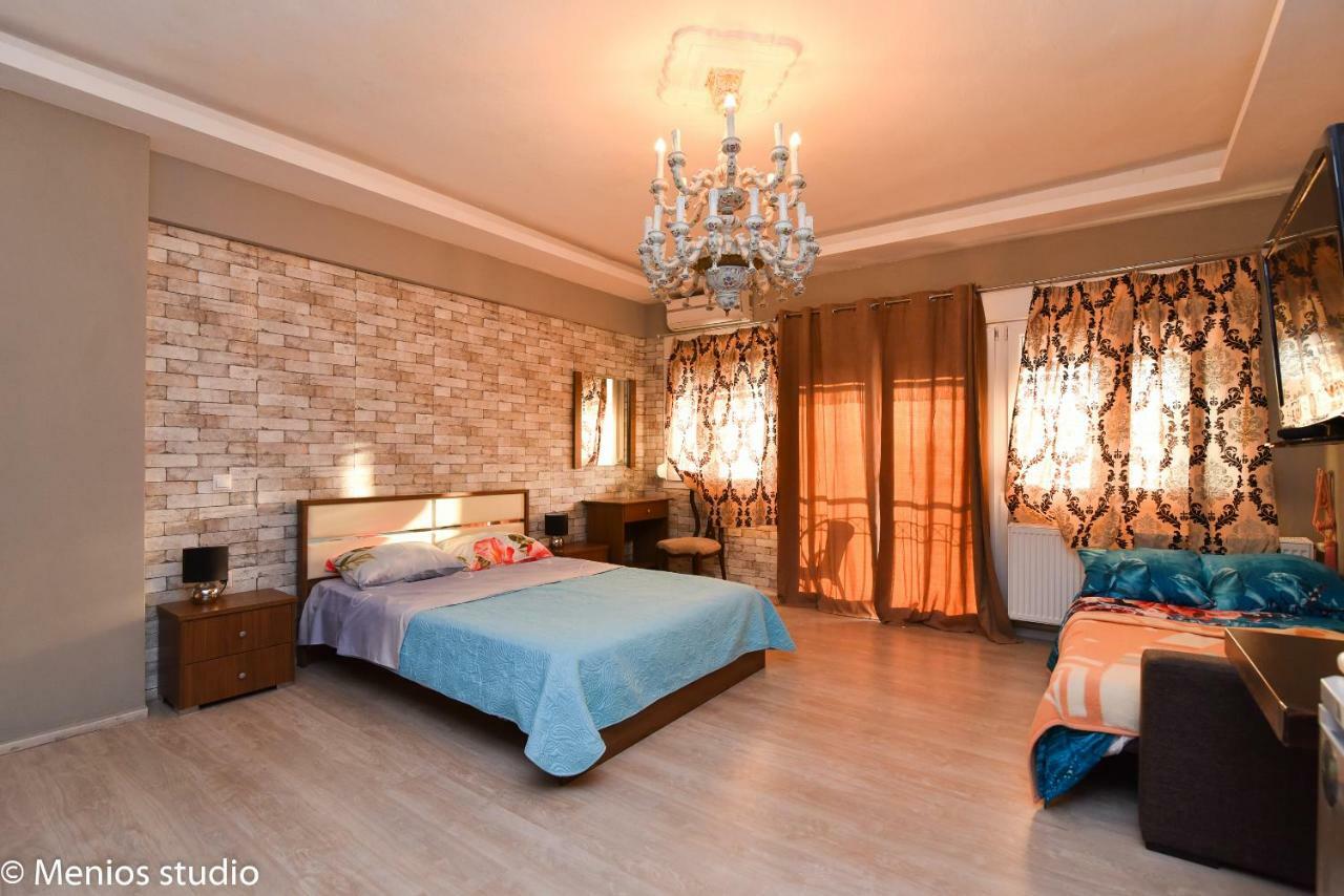 Menios Apartments And Studios Nea Kallikrateia Buitenkant foto