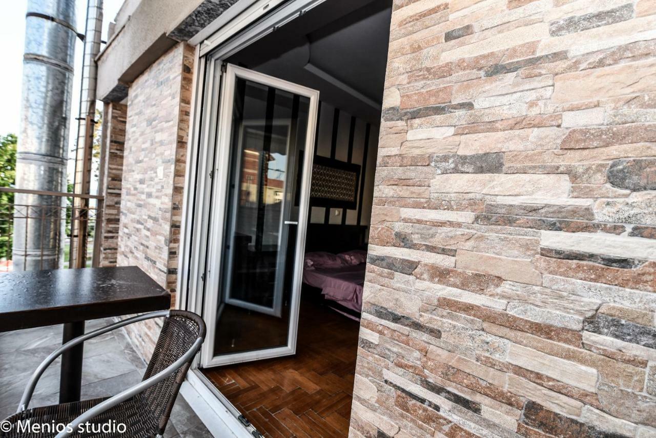 Menios Apartments And Studios Nea Kallikrateia Buitenkant foto