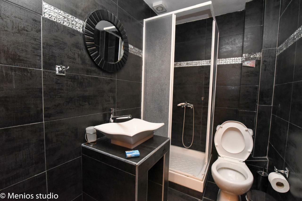 Menios Apartments And Studios Nea Kallikrateia Buitenkant foto